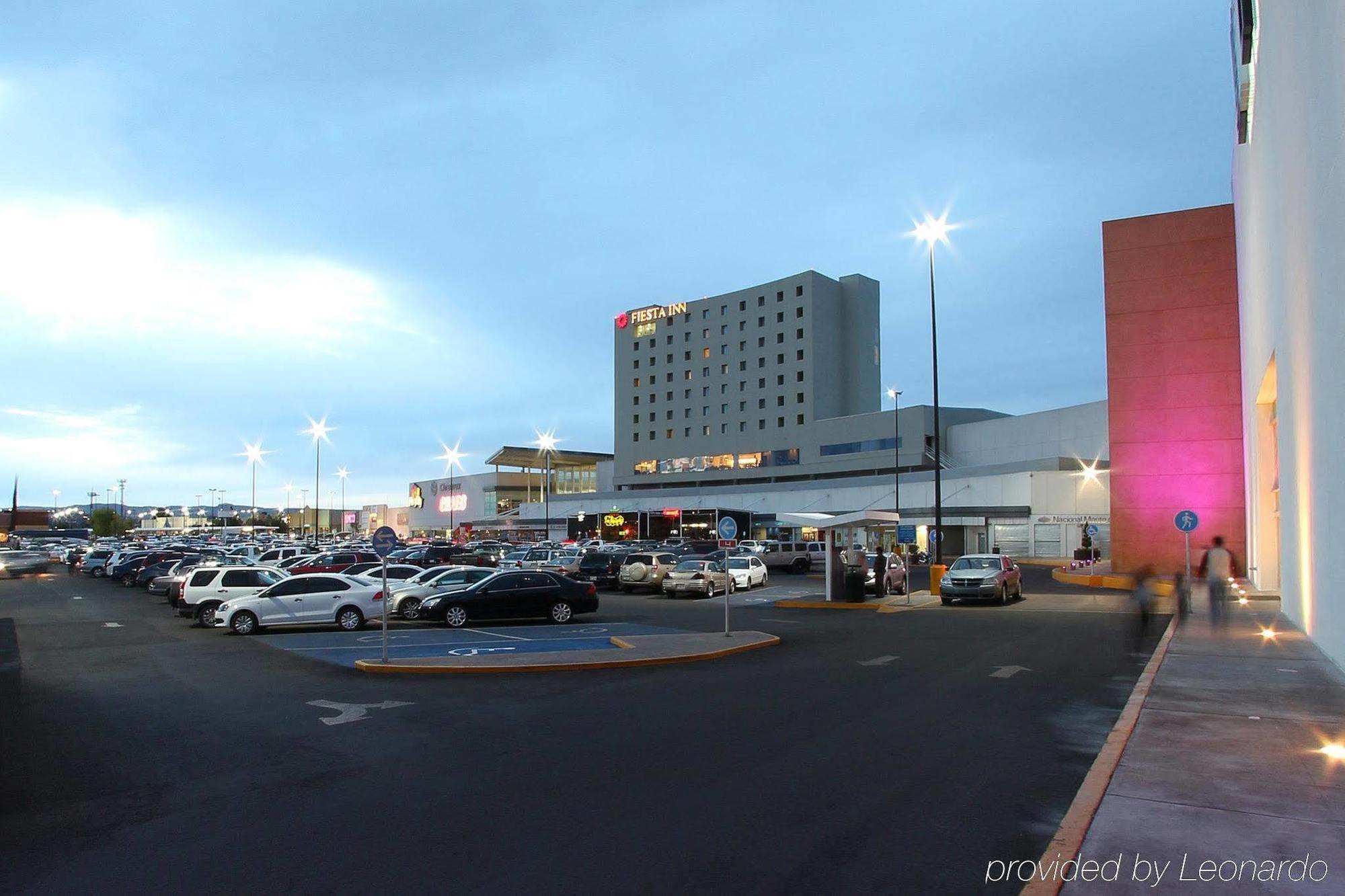 Fiesta Inn Durango Bagian luar foto